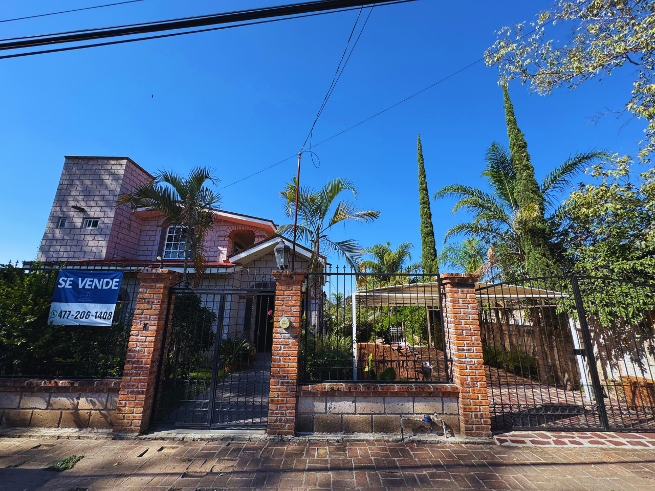 CASA EMILIA | LOMAS DE COMANJILLA